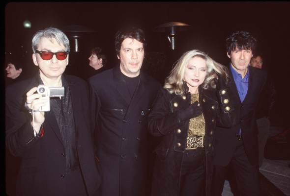 Deborah Harry and Chris Stein at event of 200 Cigarettes (1999)