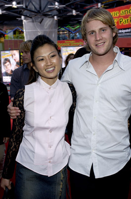 Michelle Krusiec and Derek Richardson at event of Dumb and Dumberer: When Harry Met Lloyd (2003)