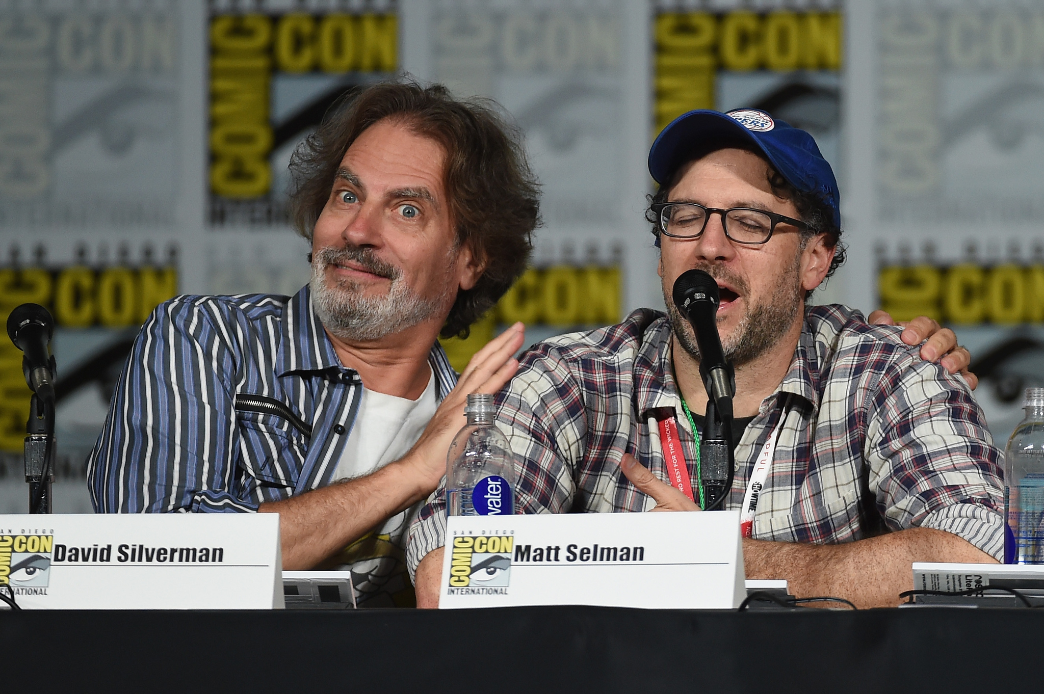 Matt Selman and David Silverman at event of Simpsonai (1989)