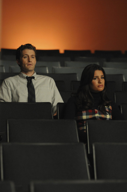 Still of Lea Michele and Matthew Morrison in Glee: Hairography (2009)