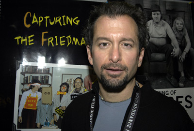 Andrew Jarecki at event of Capturing the Friedmans (2003)