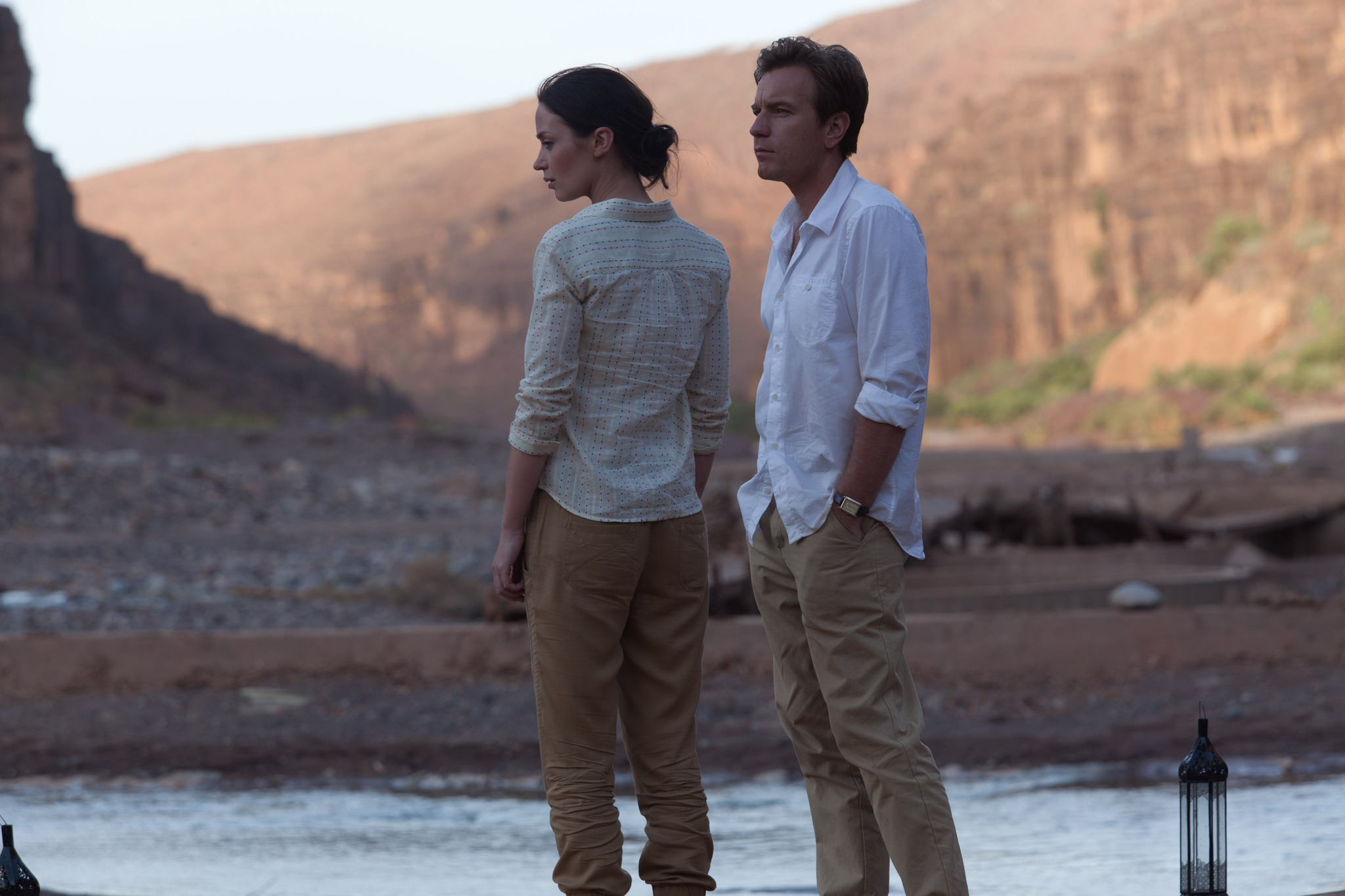 Still of Ewan McGregor and Emily Blunt in Tai nutiko Jemene (2011)