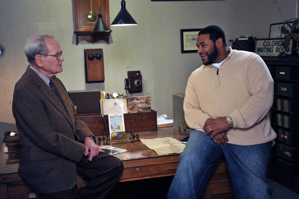Still of Jerome Bettis in Who Do You Think You Are? (2010)
