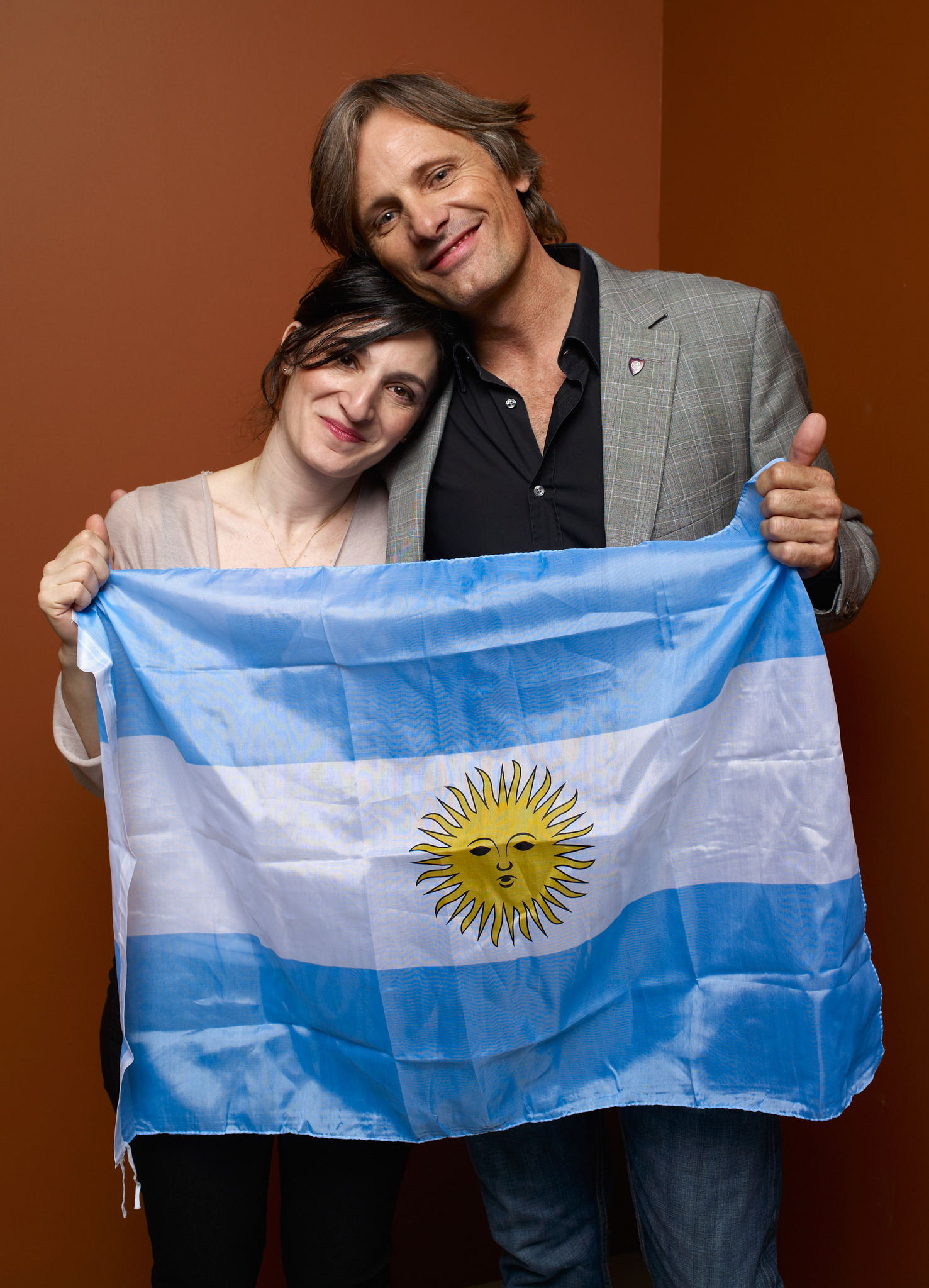 Viggo Mortensen and Ana Piterbarg at event of Todos tenemos un plan (2012)