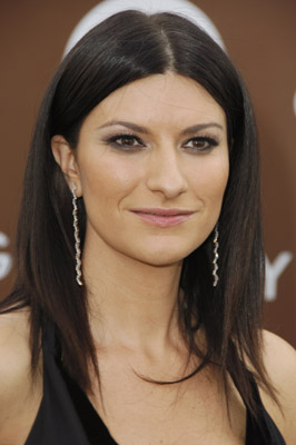 Laura Pausini at event of The 48th Annual Grammy Awards (2006)
