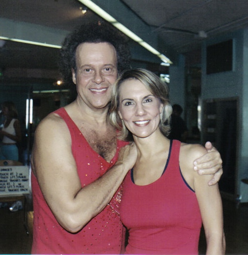 Nancy Harding rehearsing with Richard Simmons for his Super Sweatin/Party off the Pounds DVD.