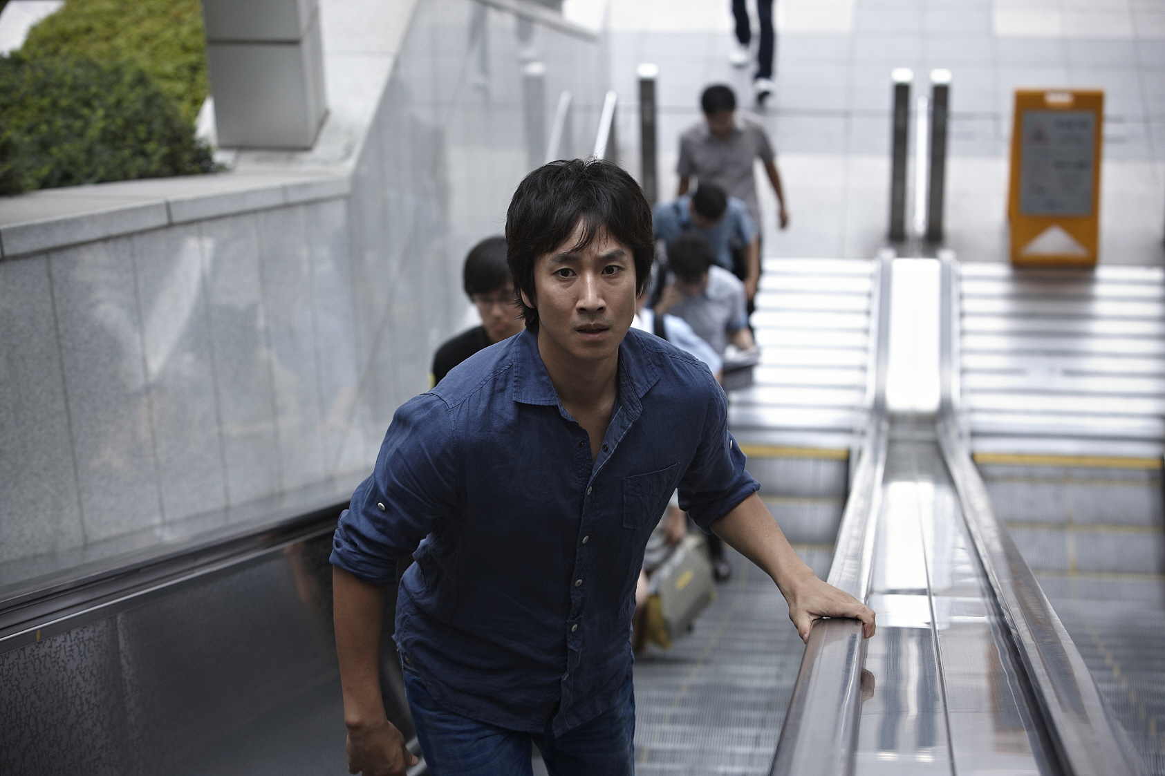 Still of Sun-kyun Lee in Hoa-cha (2012)