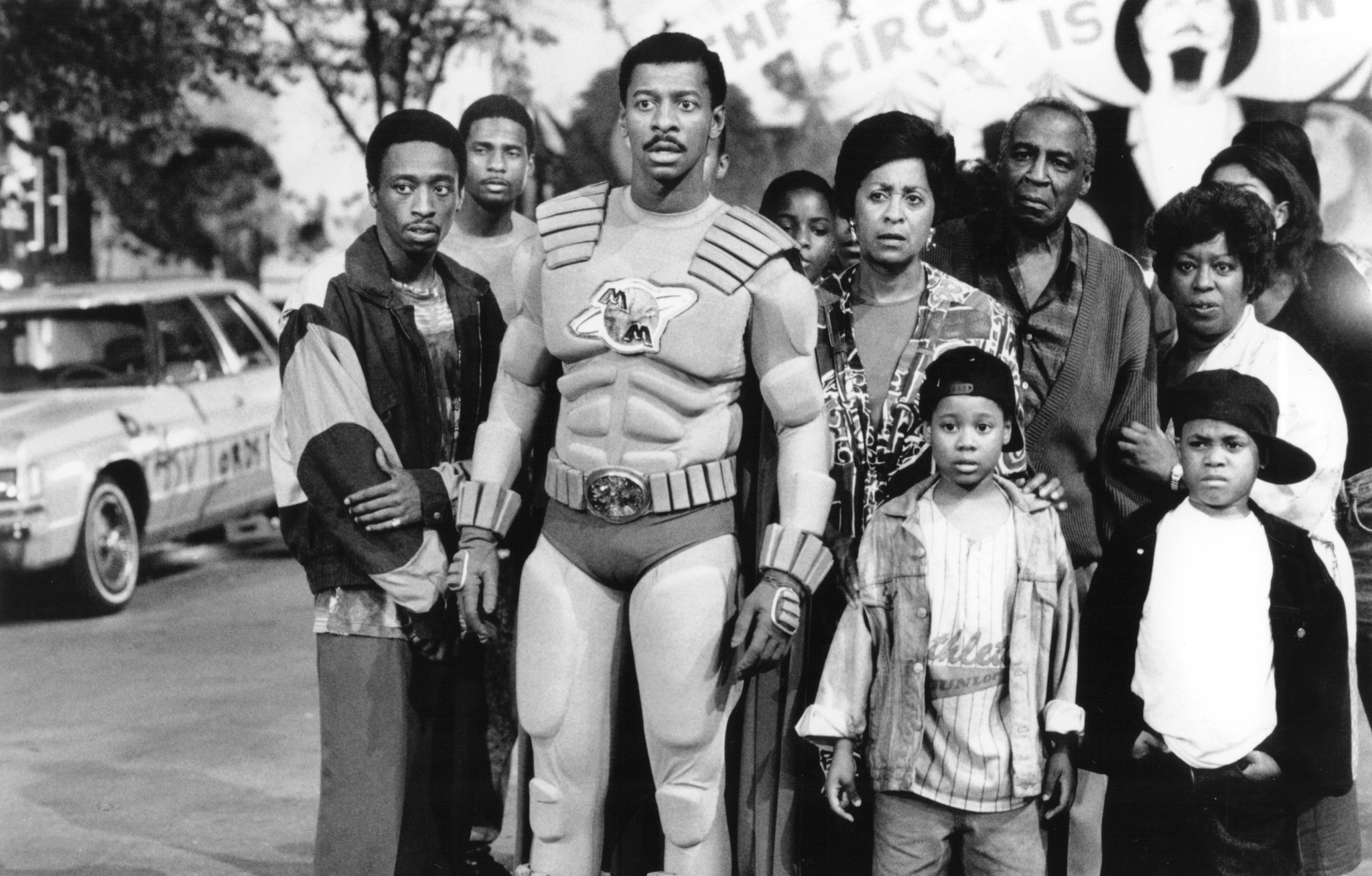 Still of Marla Gibbs, Eddie Griffin, Robert Guillaume and Robert Townsend in The Meteor Man (1993)