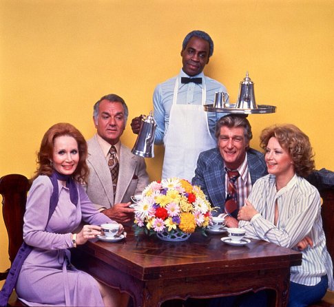 Katherine Helmond, Cathryn Damon, Robert Guillaume, Robert Mandan and Richard Mulligan in Soap (1977)