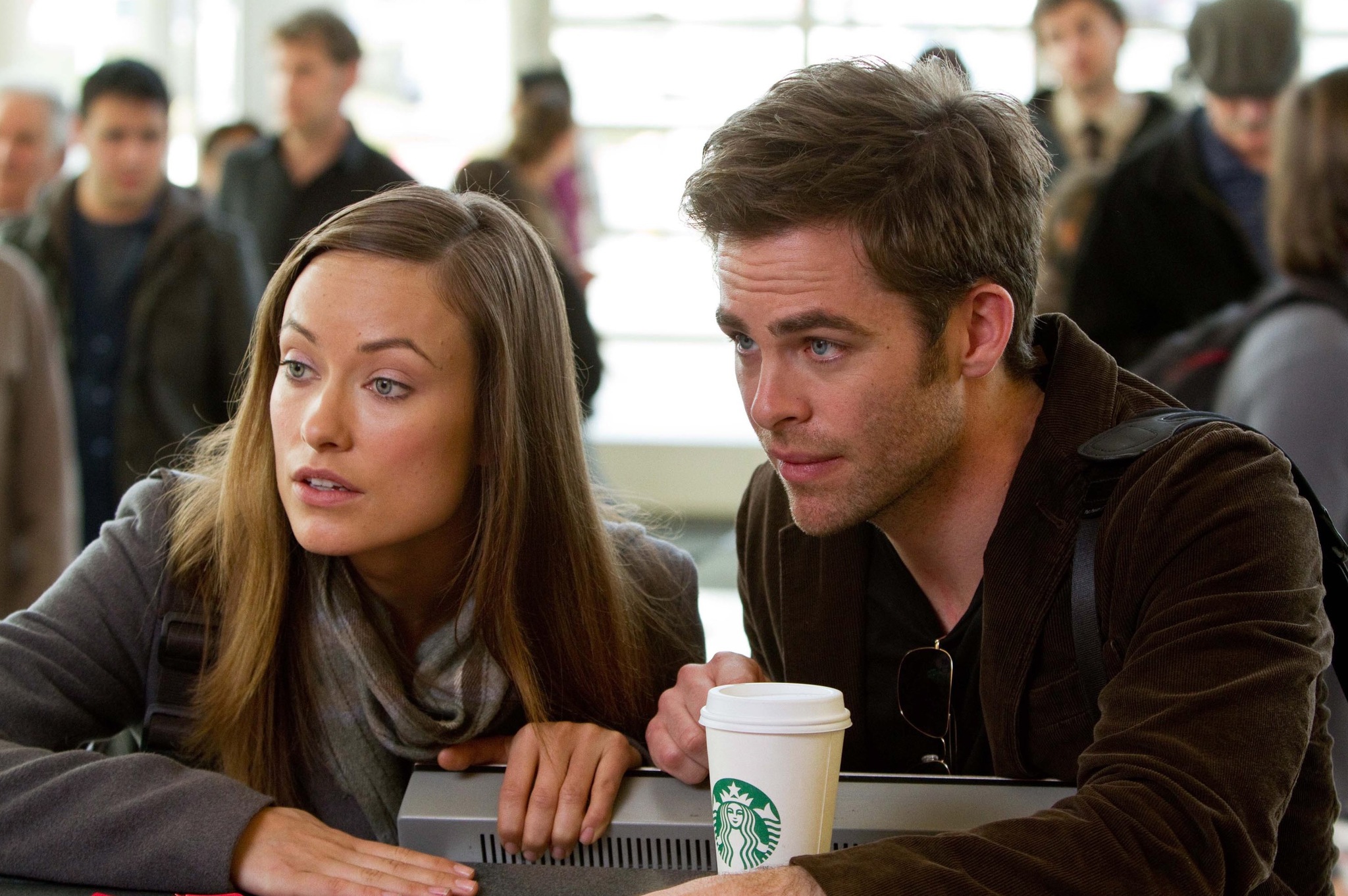 Still of Olivia Wilde and Chris Pine in People Like Us (2012)