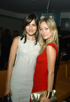 Camilla Belle and Olivia Wilde at event of Seamless (2005)