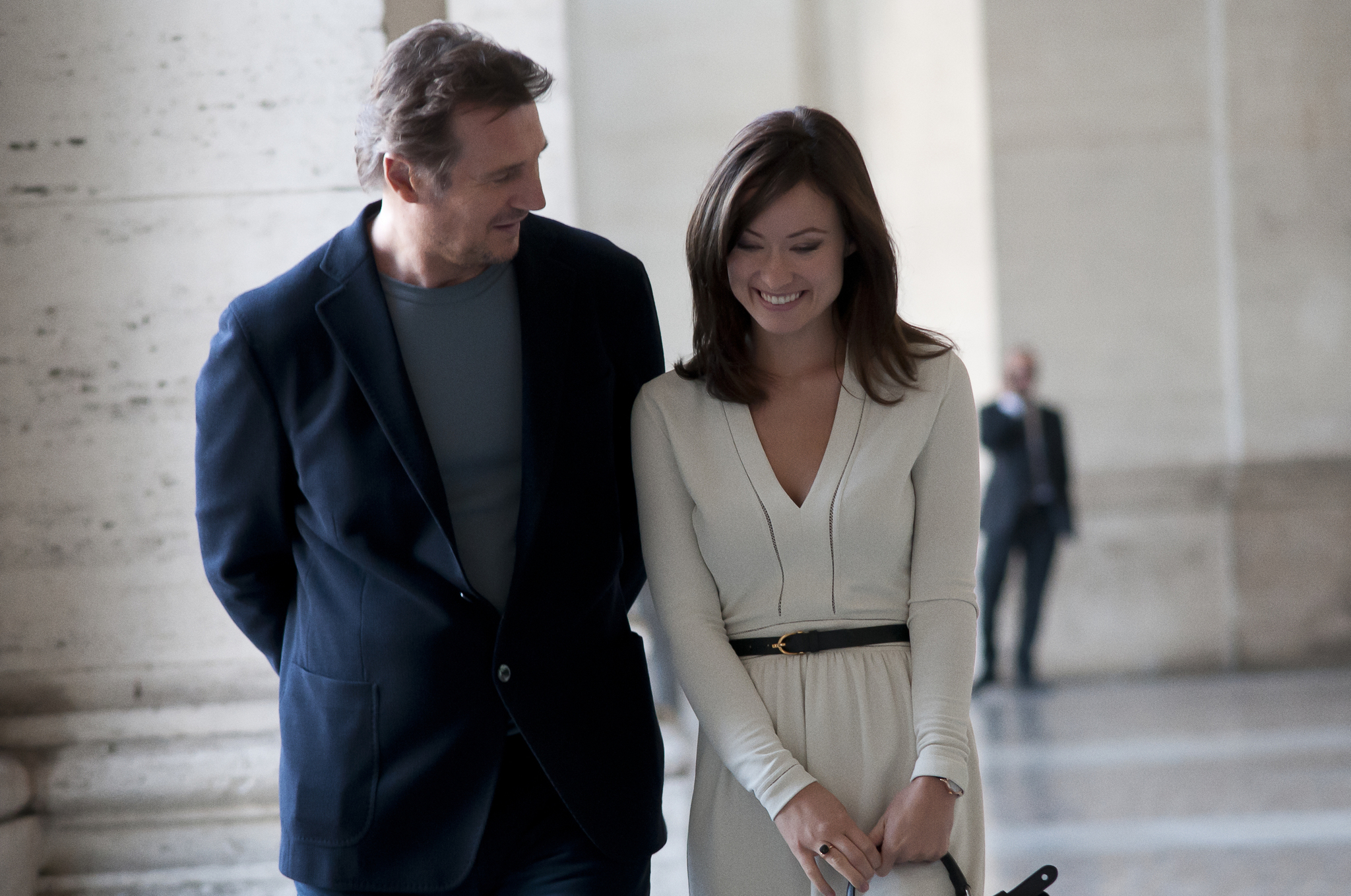 Still of Liam Neeson and Olivia Wilde in Trecias zmogus (2013)