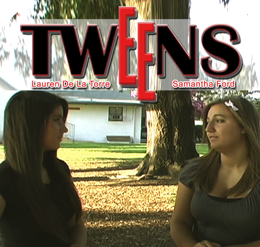 Lauren De La Torre and Samantha Ford from a scene in TwEEns: Girls Only
