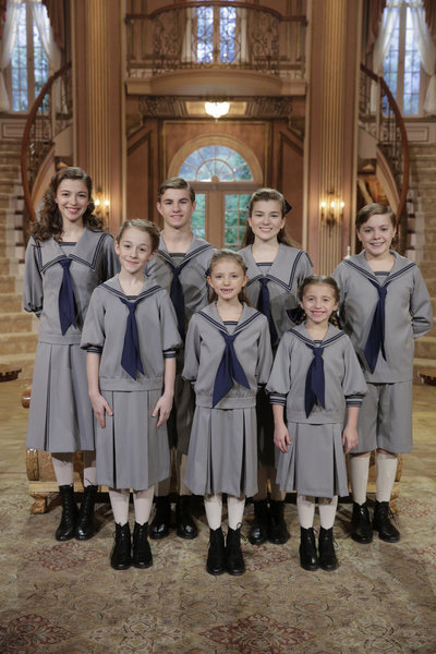 Still of Joe West, Michael Nigro, Paul Drinkwater, Ariane Rinehart, Ella Watts-Gorman and Peyton Ella in The Sound of Music Live! (2013)