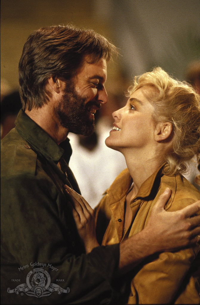 Still of Sharon Stone and Richard Chamberlain in Allan Quatermain and the Lost City of Gold (1986)