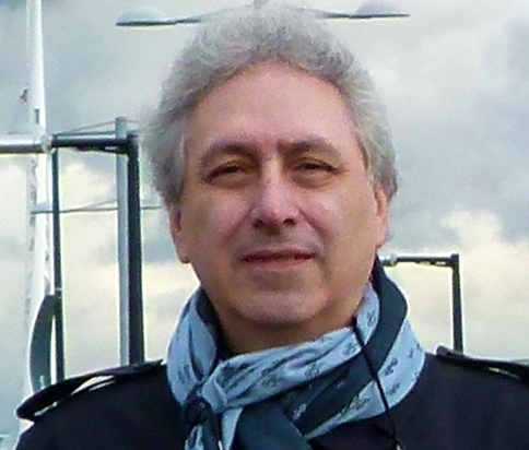 Alfonso Corona