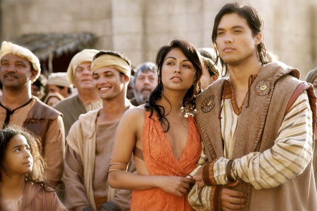 'Layla' and 'Mathayus' in Scorpion King 2: Rise of a Warrior.