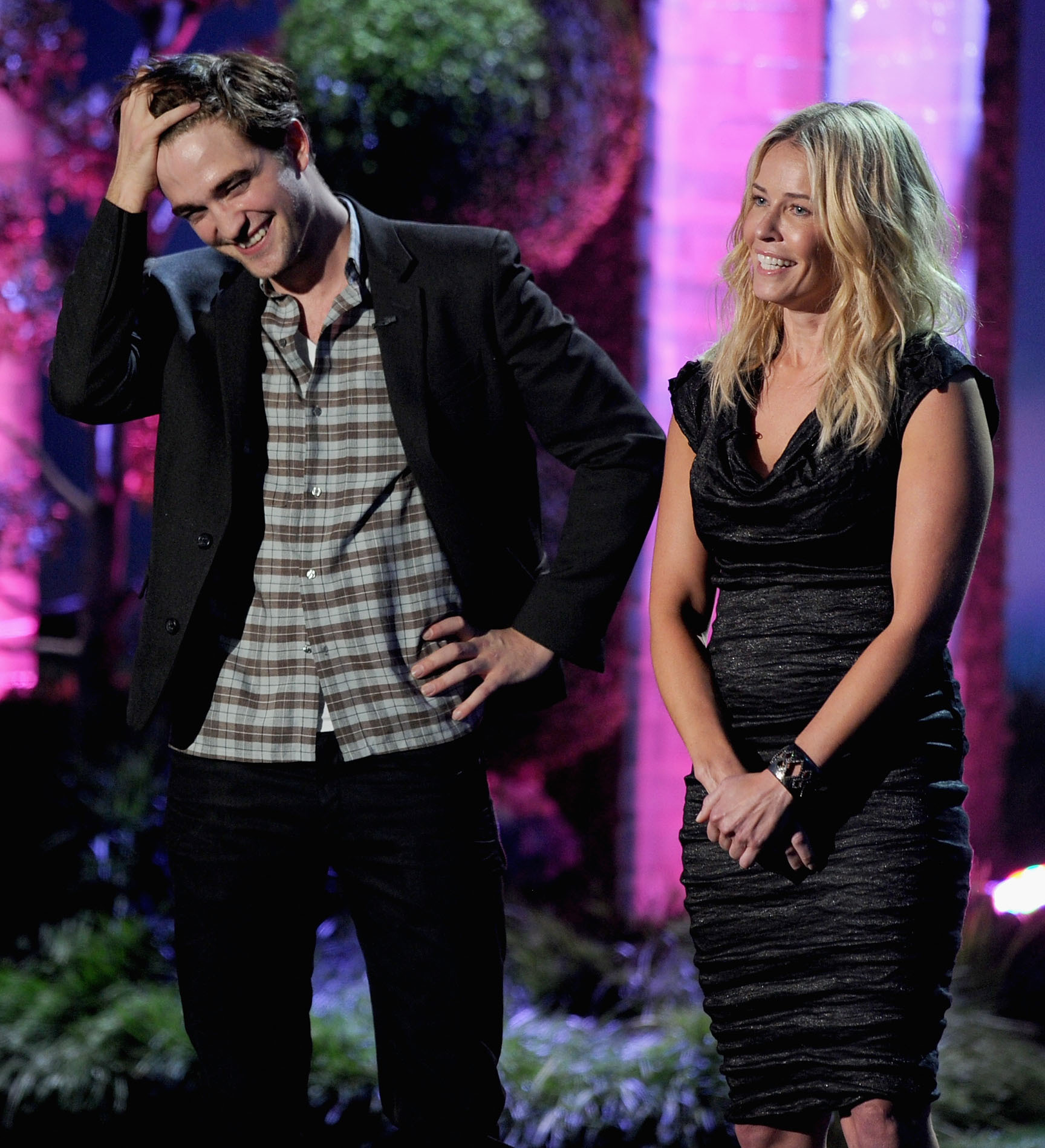 Chelsea Handler and Robert Pattinson at event of 2011 MTV Movie Awards (2011)