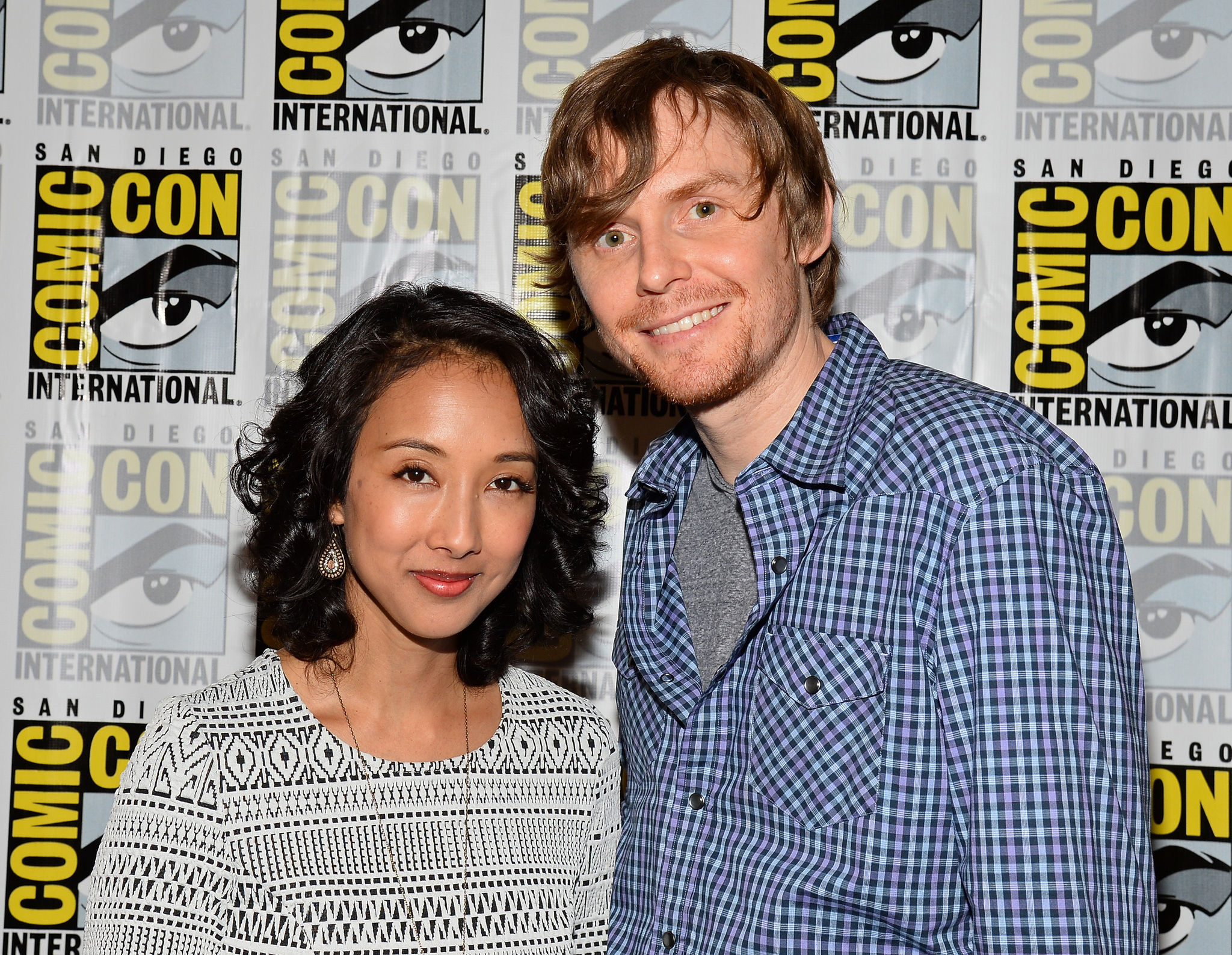 Maurissa Tancharoen and Jed Whedon at event of Agents of S.H.I.E.L.D. (2013)