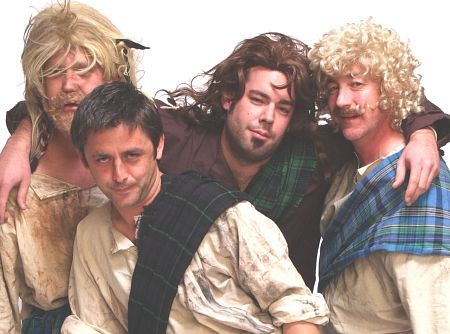 Ken Jack (Heimish), Paul Devine (Stephen), Matt Tobin (William Wallace), Striker (Cambpell)