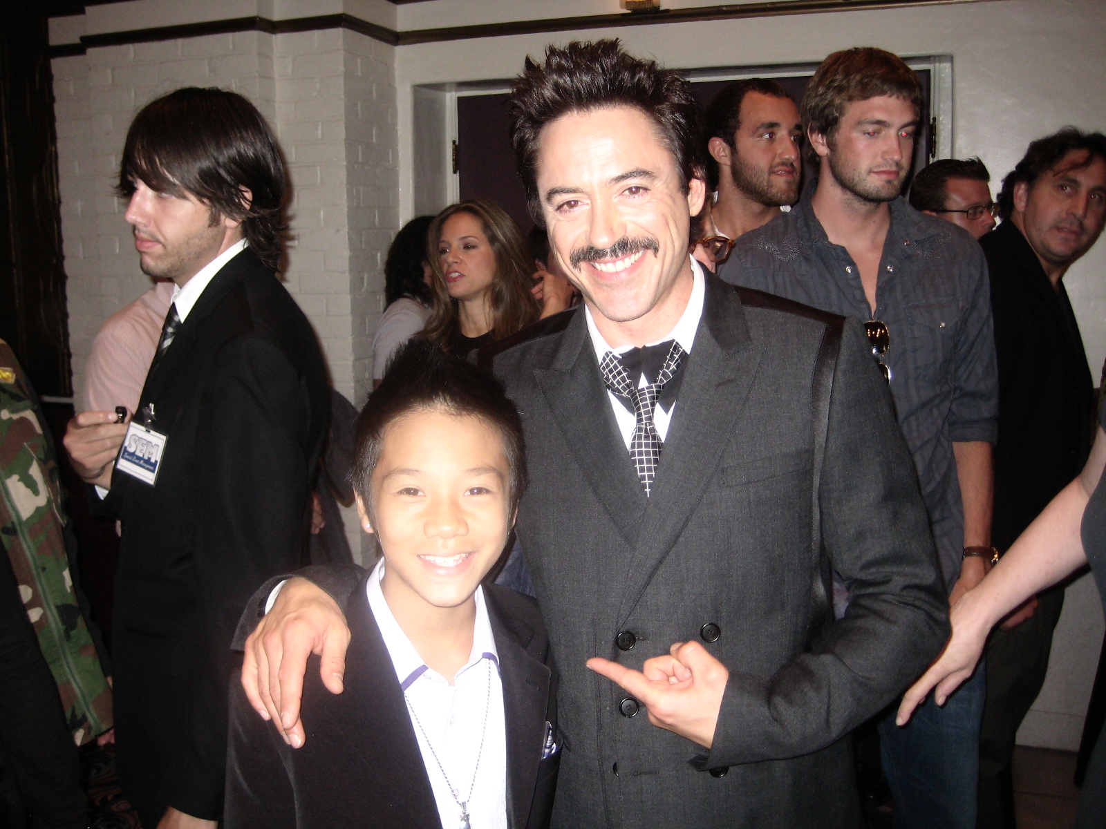 Brandon Soo Hoo & Robert Downey Jr. at the Premiere of Tropic Thunder August 11, 2008