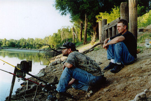 Steve James and Stephen Fielding in Stevie (2002)