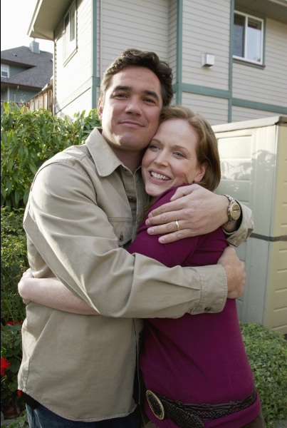 Dean Cain and Chelah Horsdal in Crossroads: A Story of Forgiveness (2007)