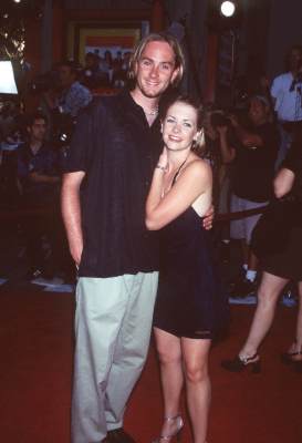 Melissa Joan Hart and James Fields at event of Can't Hardly Wait (1998)