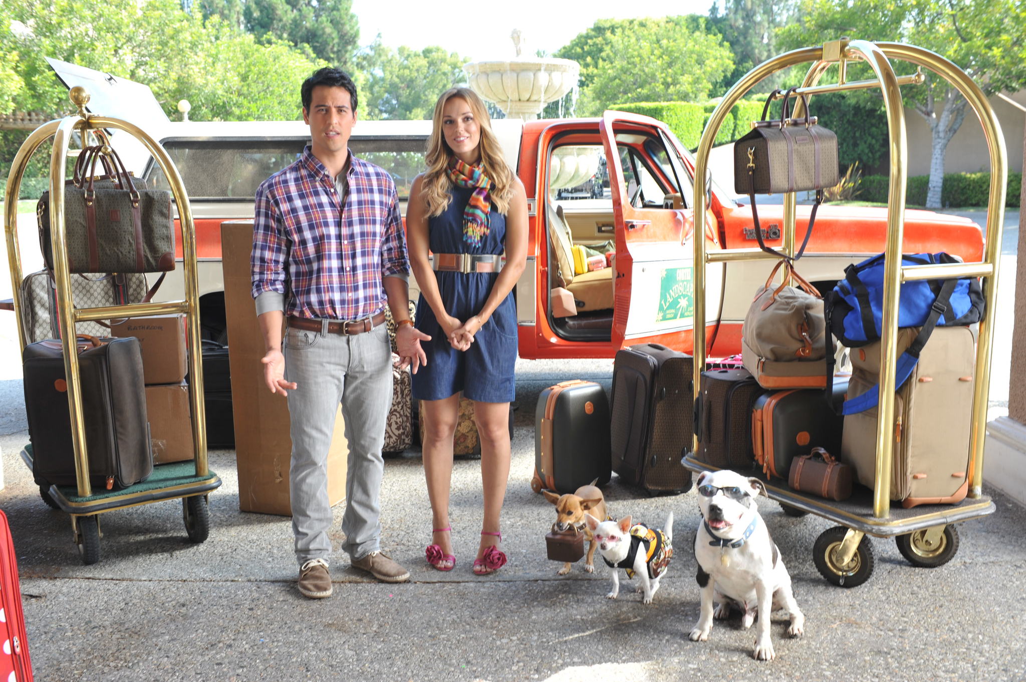 Still of Erin Cahill and Marcus Coloma in Beverly Hills Chihuahua 3: Viva La Fiesta! (2012)
