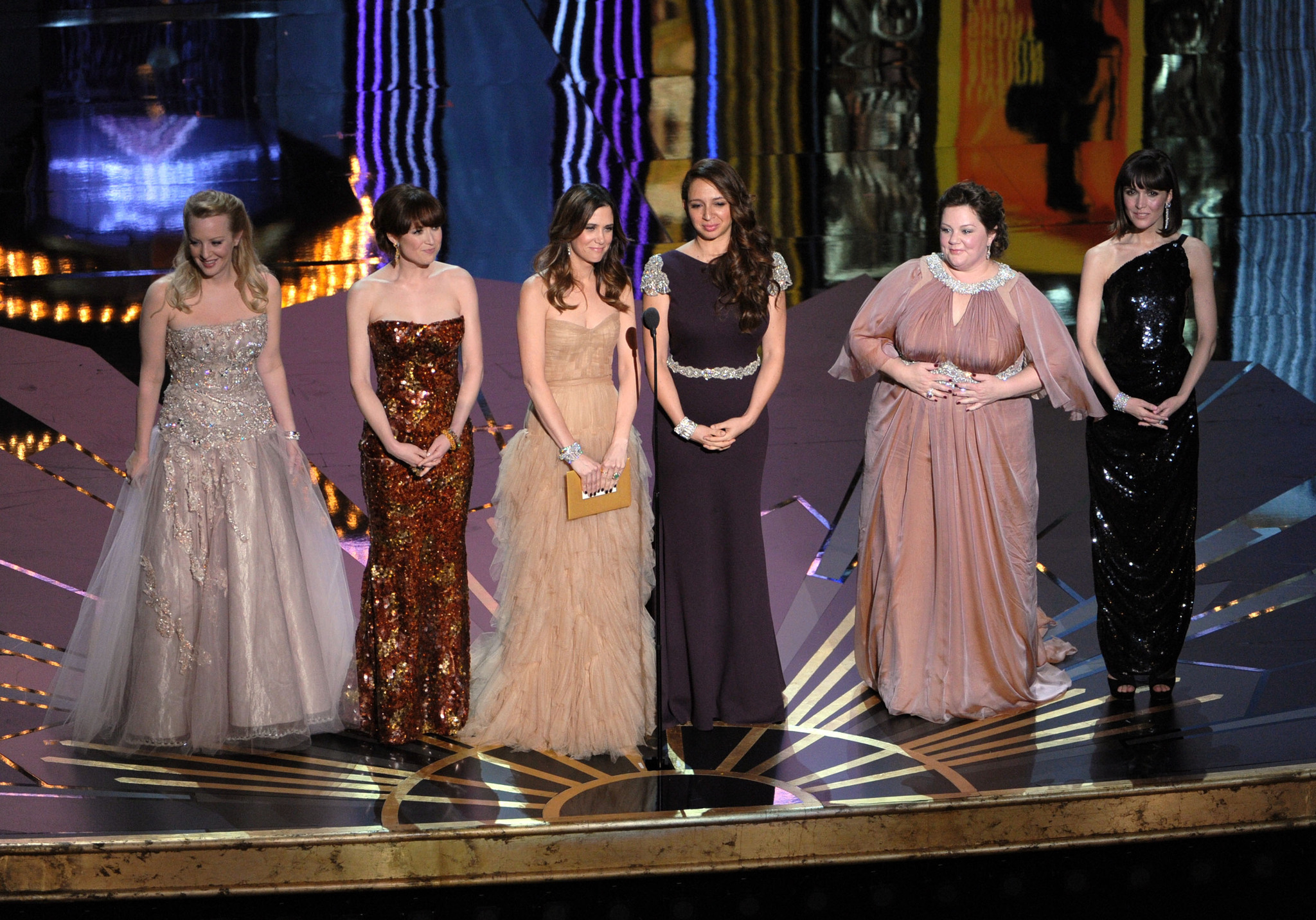 Rose Byrne, Melissa McCarthy, Maya Rudolph, Wendi McLendon-Covey, Kristen Wiig and Ellie Kemper