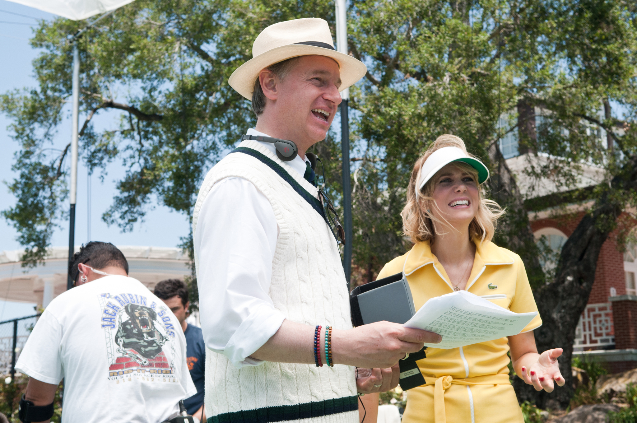 Still of Paul Feig and Kristen Wiig in Sunokusios pamerges (2011)