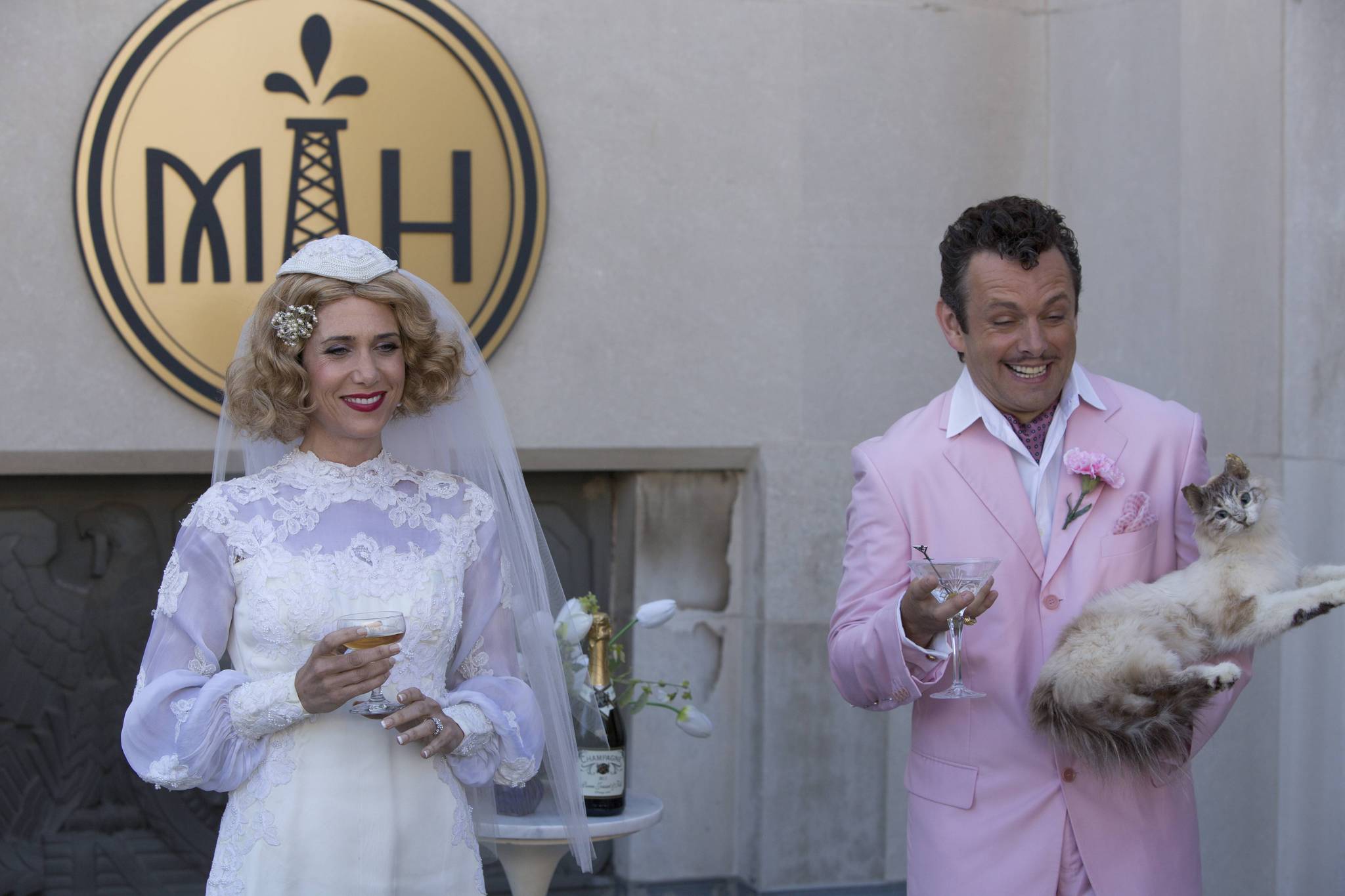 Still of Michael Sheen and Kristen Wiig in The Spoils of Babylon (2014)