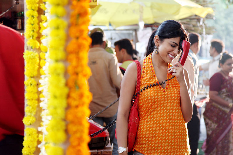 Still of Shriya Saran in The Other End of the Line (2008)