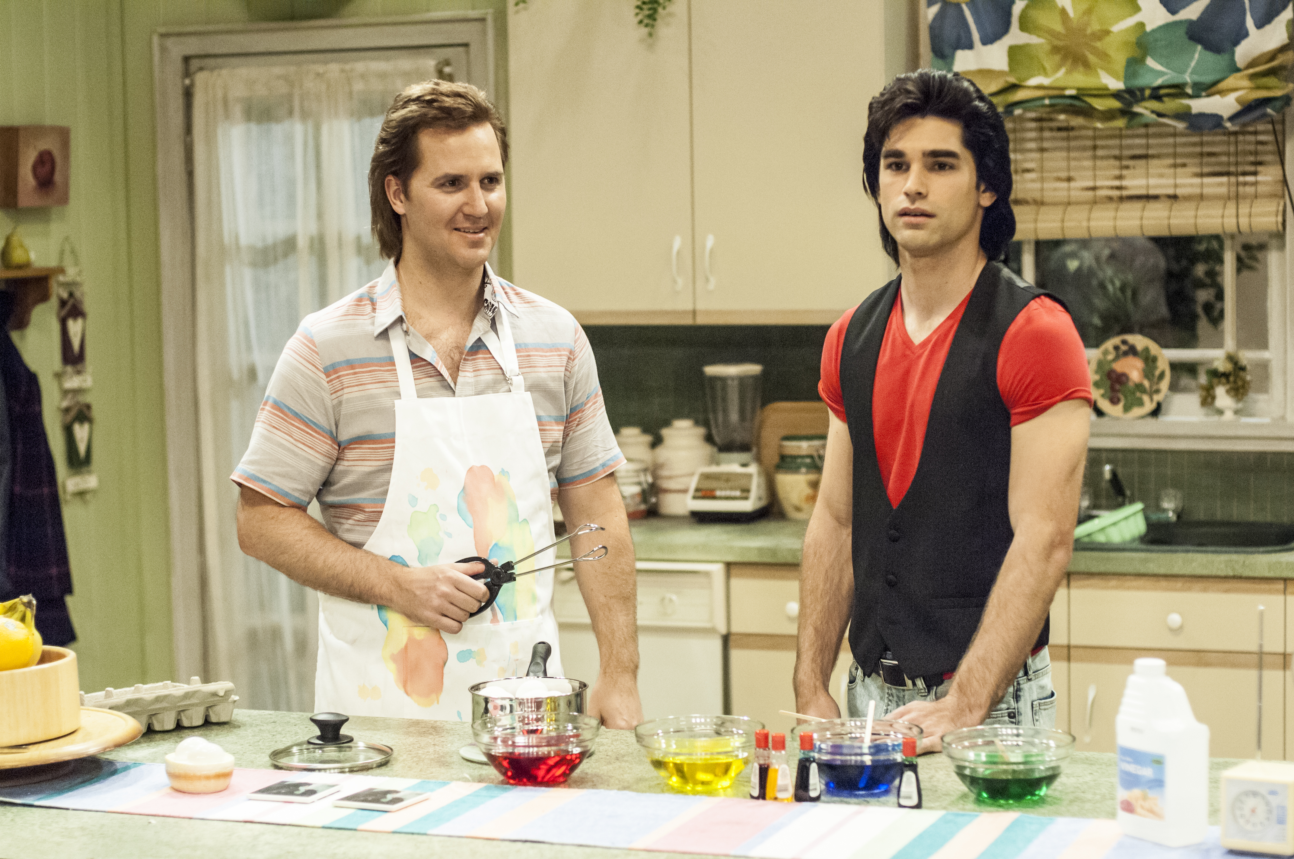 Still of Justin Mader and Justin Gaston in The Unauthorized Full House Story (2015)