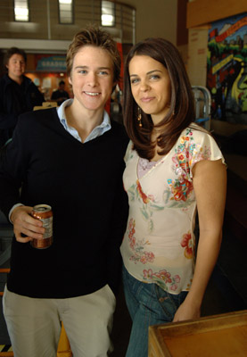 Melissa McIntyre and Jamie Johnston at event of Degrassi: The Next Generation (2001)