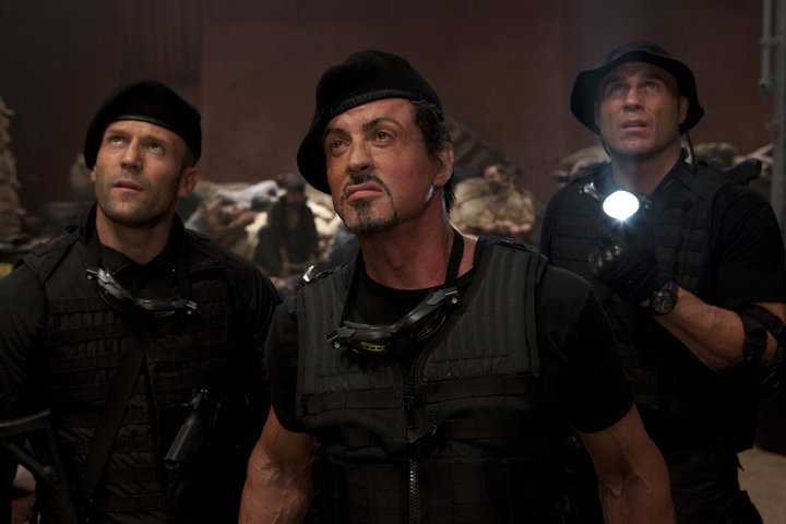 Still of Sylvester Stallone, Jason Statham and Randy Couture in Nesunaikinami 2 (2012)
