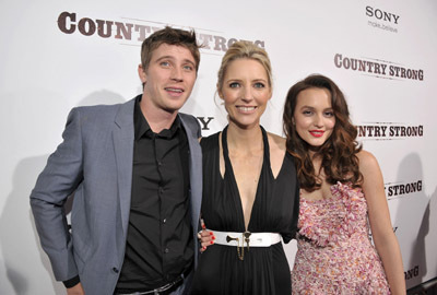 Shana Feste, Leighton Meester and Garrett Hedlund at event of Country Strong (2010)