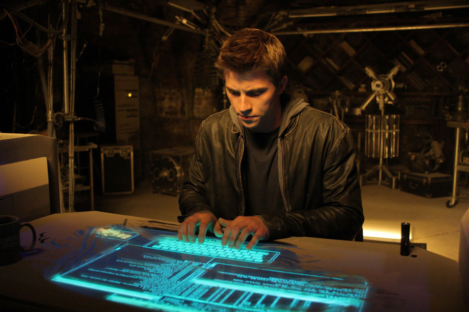 Still of Garrett Hedlund in Tronas: Palikimas (2010)