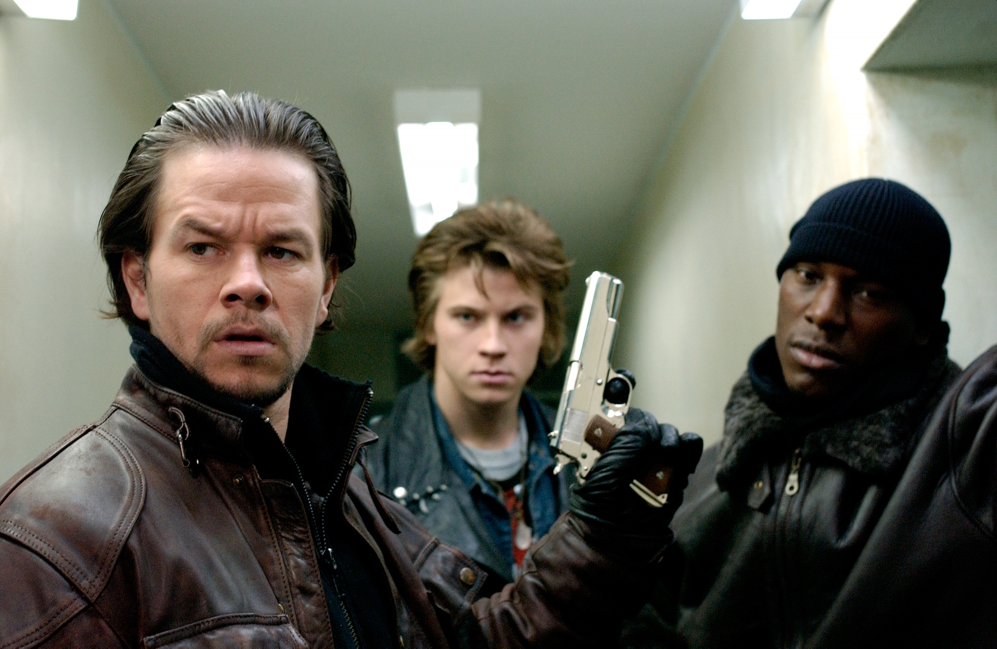 Still of Mark Wahlberg, Tyrese Gibson and Garrett Hedlund in Four Brothers (2005)