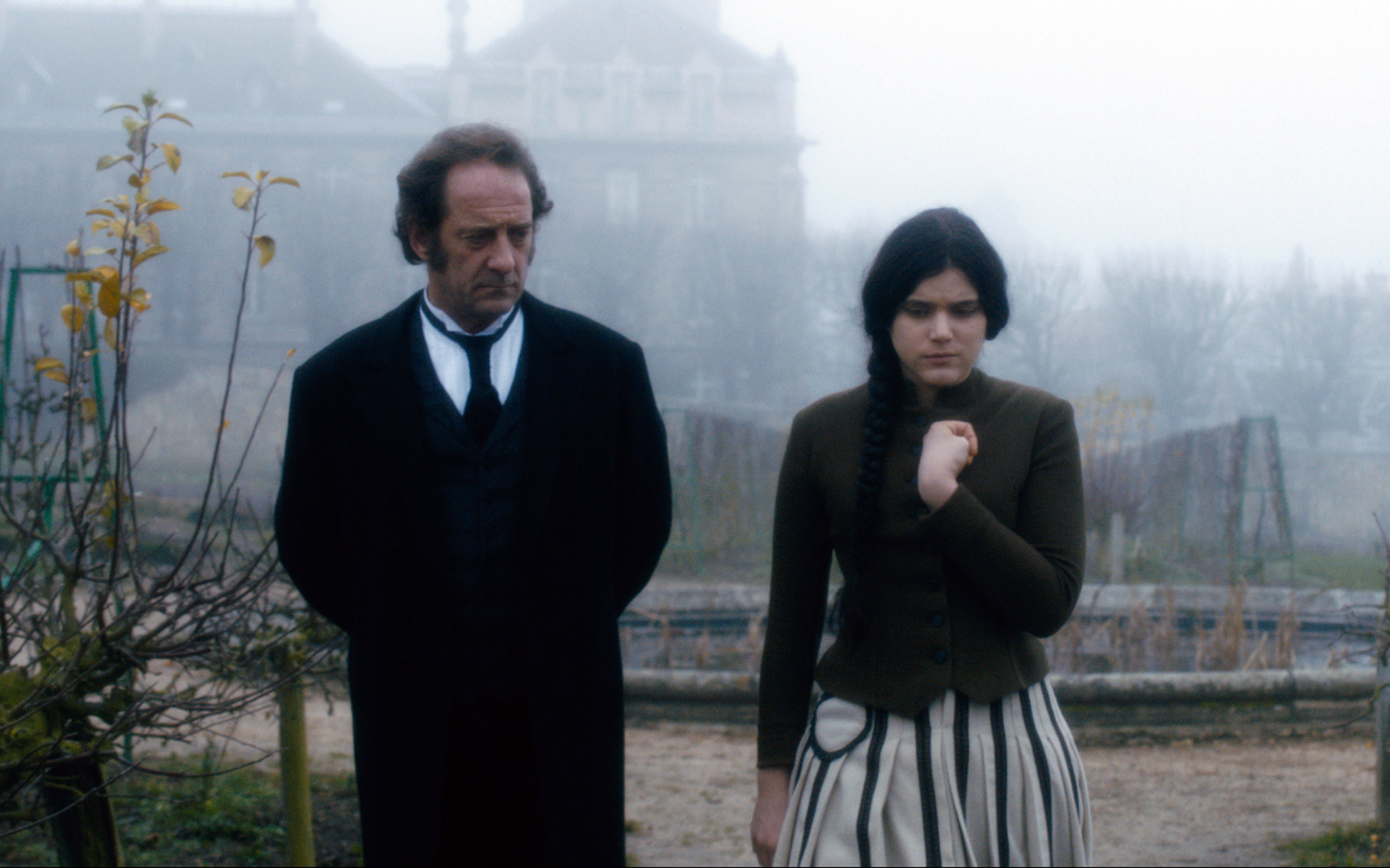 Still of Vincent Lindon and Soko in Augustine (2012)