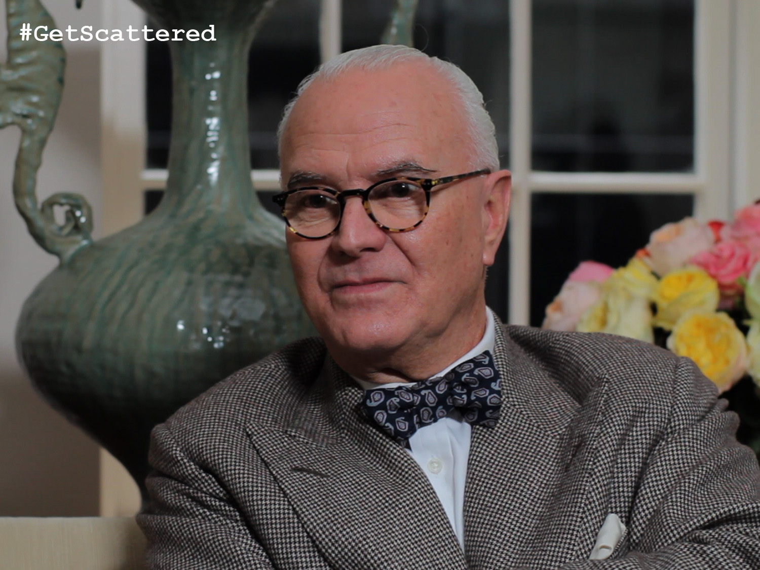 Still of Manolo Blahnik in Scatter My Ashes at Bergdorf's (2013)