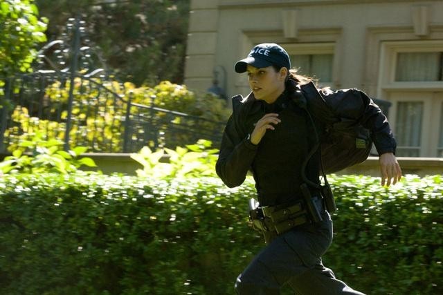 Still of Missy Peregrym in Rookie Blue (2010)