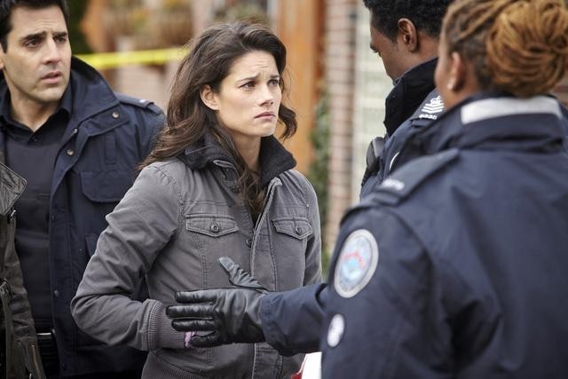 Still of Ben Bass, Lyriq Bent and Missy Peregrym in Rookie Blue (2010)