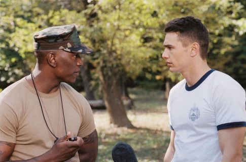 Still of James Franco and Tyrese Gibson in Annapolis (2006)