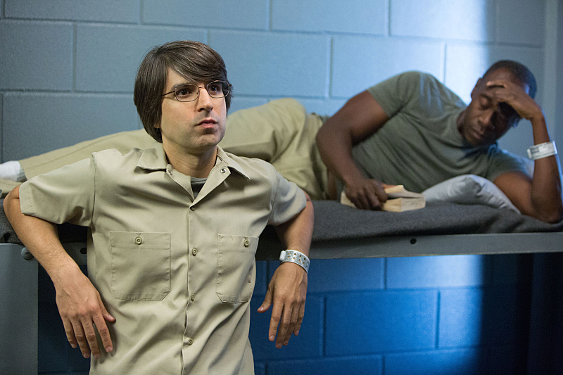 Still of Don Cheadle and Demetri Martin in House of Lies (2012)