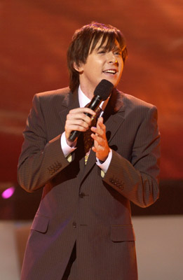 Clay Aiken at event of American Idol: The Search for a Superstar (2002)