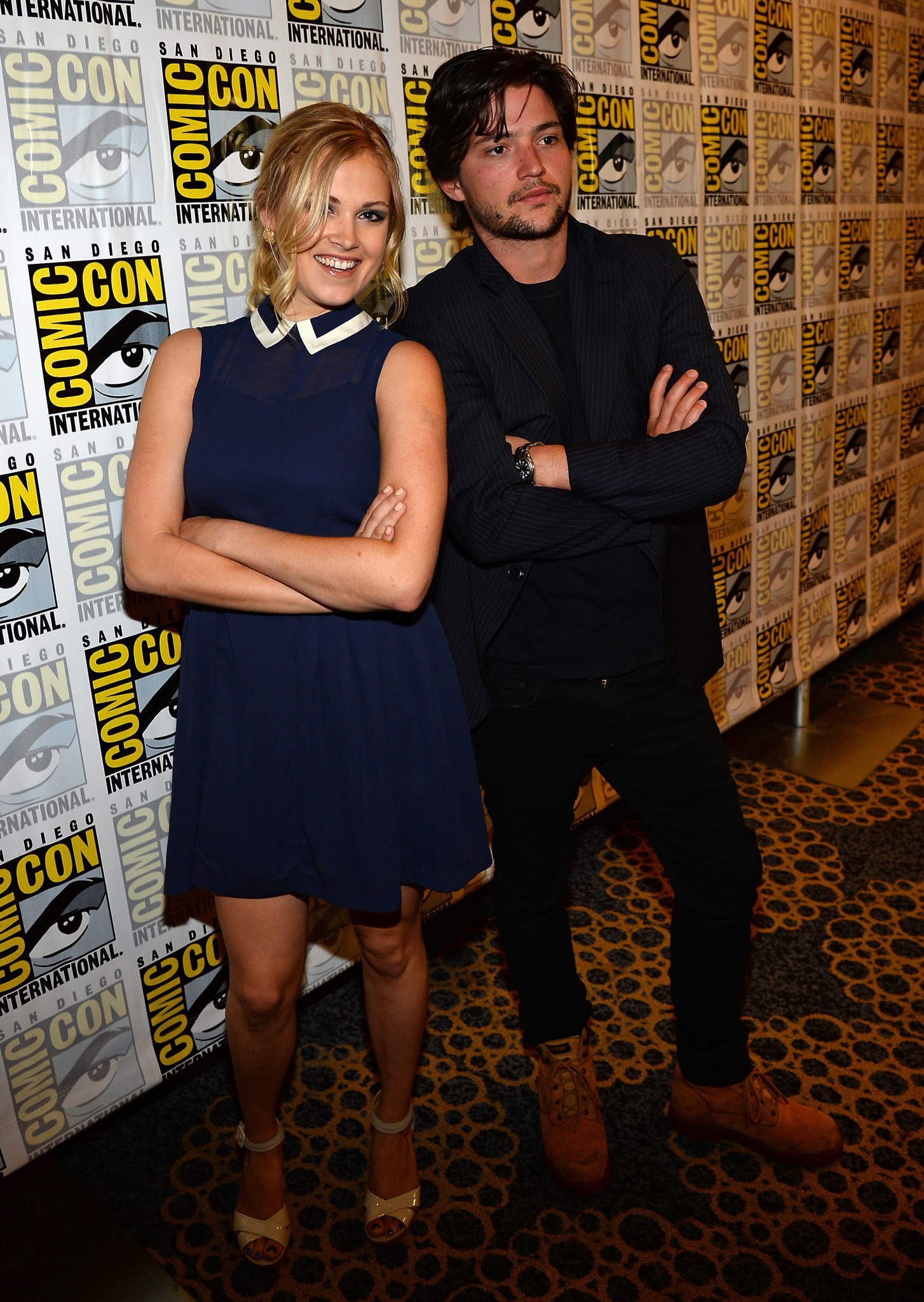 Eliza Taylor and Thomas McDonell at event of The 100 (2014)