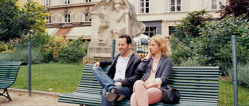 Still of Nora Tschirner and Stéphane Debac in Girl on a Bicycle (2013)