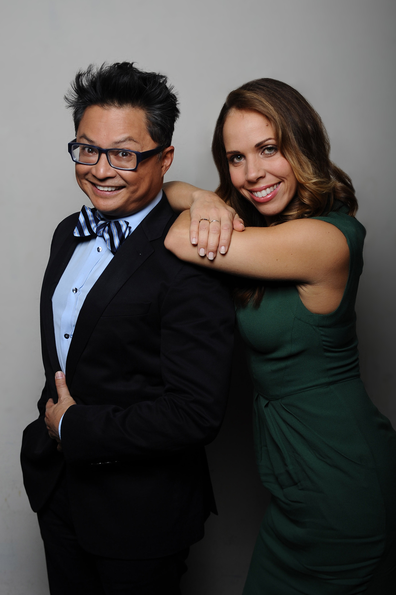 Still of Alec Mapa and Lisette Bustamante in Showville (2013)
