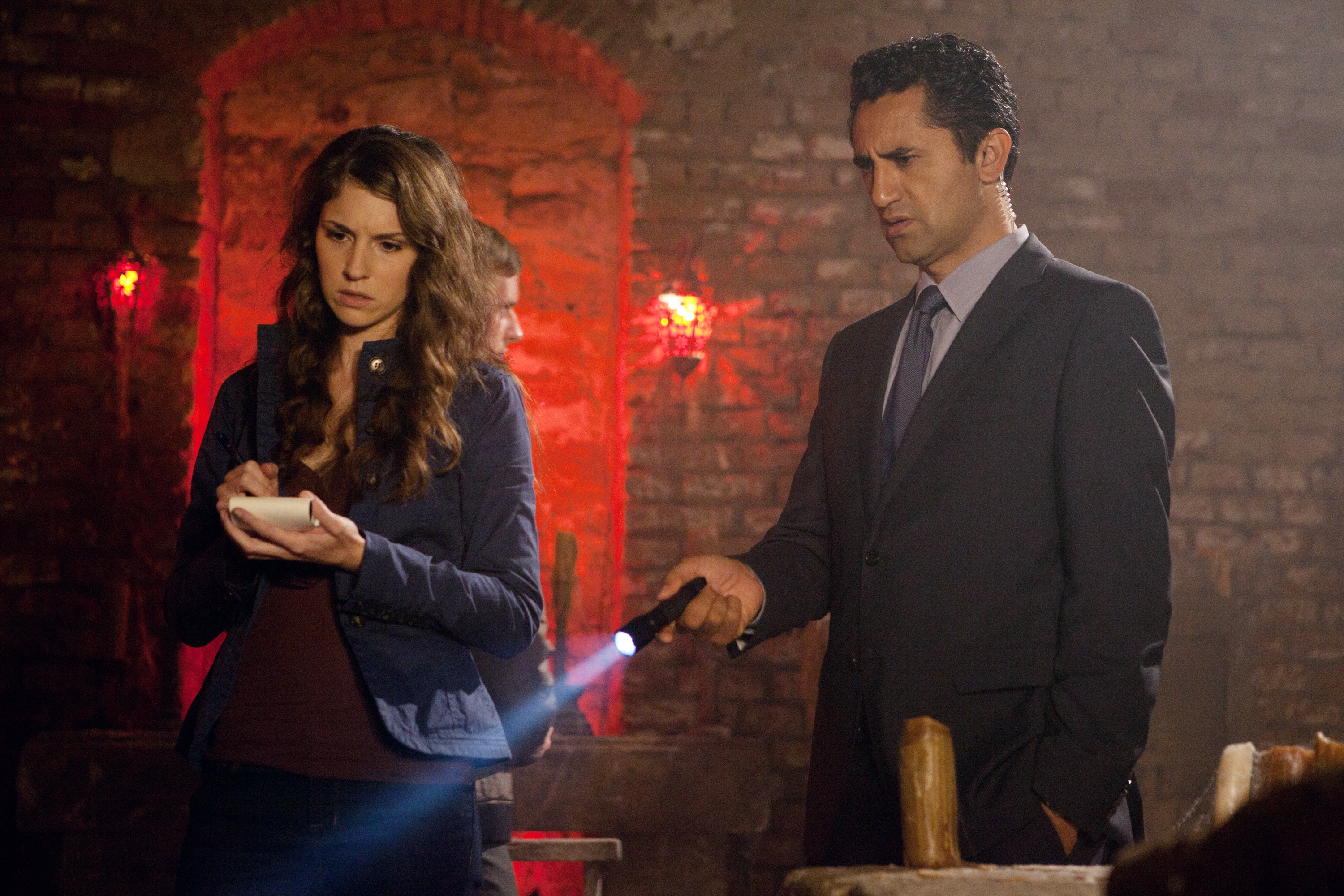 Jessica Boone as Rabia with Cliff Curtis as Dax Miller in the ABC-tv thriller MISSING starring Ashley Judd & Sean Bean.